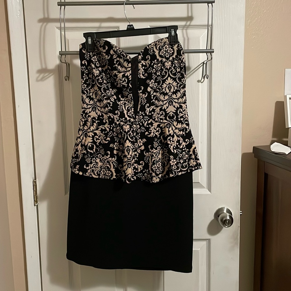 Fashion magazine, strapless dress, size 14